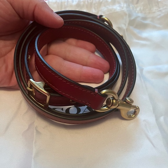 Coach heart crossbody - Picture 8 of 12